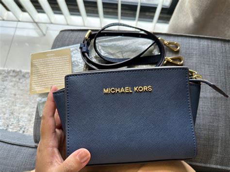 Recommended michael kors selma by Style 